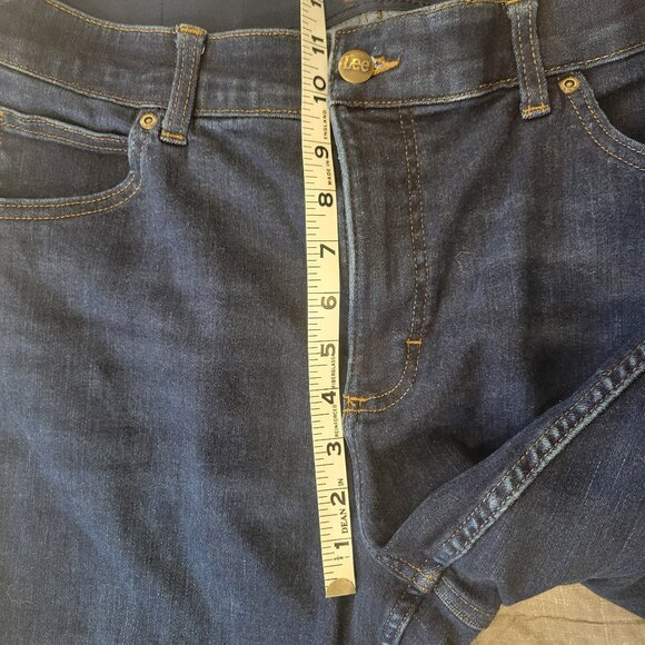 WOMEN'S ULTRA LUX COMFORT WITH FLEX MOTION BOOTCUT JEAN, Size 18 - Picture 6 of 8